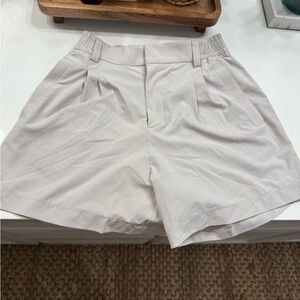 Vuori Women's Light Gray Shorts